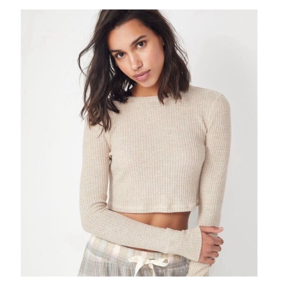 Out from Under Sz M Tan Waffle Knit Cropped Long Sleeve Loungewear Casual Top